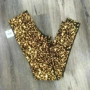 Women’s  Size Small Bare Athletics Cheetah Leggings